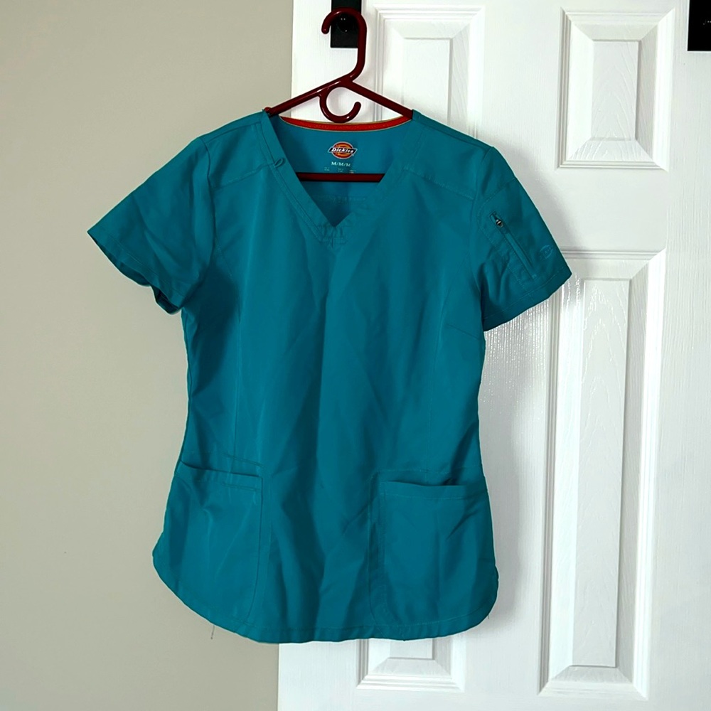 Dickies scrub top